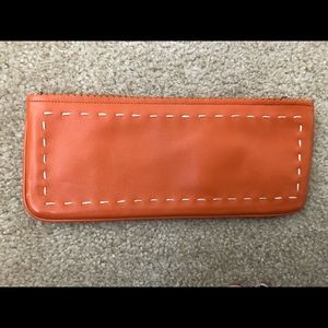 BCBG clutch